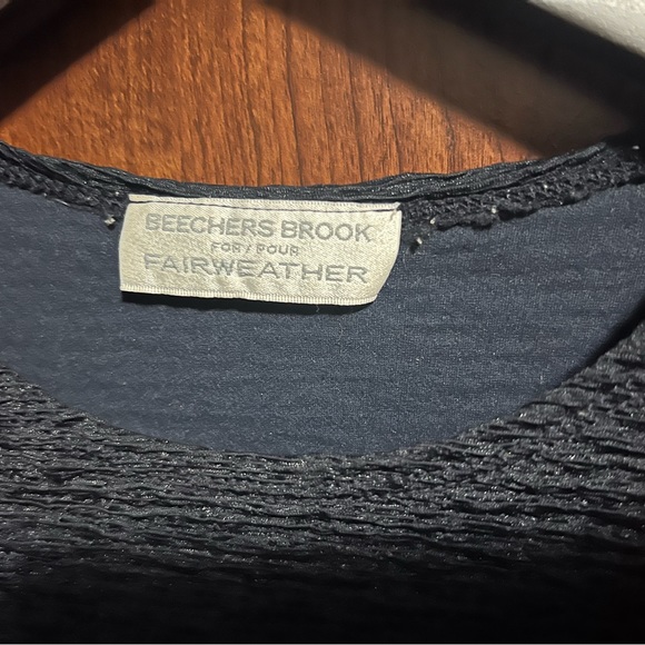 Textured top - Picture 2 of 3